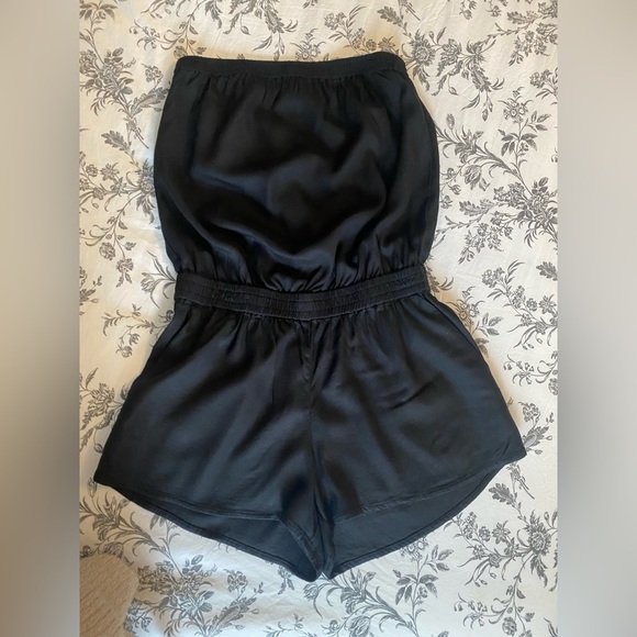 Aritzia Sunday Best Romper Sleeveless Black Size XS - Picture 3 of 11
